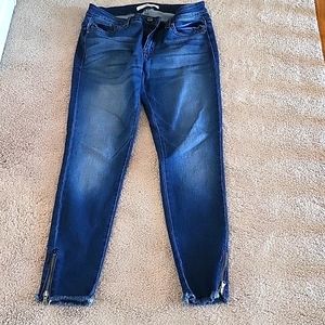 Non Distressed KanCans